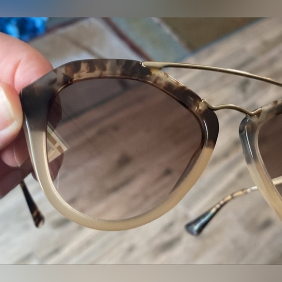 Prada Aviator Tortoise Shell Gold Tone Sunglasses w/Box and COA - Picture 9 of 14
